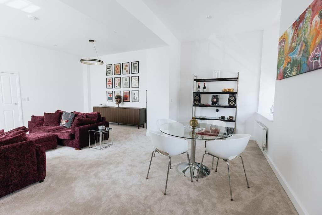 Bobbin Row - Grade 2 Listed Property With A Beautiful Design With Access To Leeds Leeds  Exteriör bild