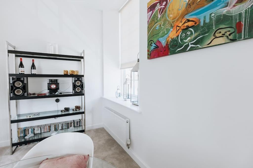Bobbin Row - Grade 2 Listed Property With A Beautiful Design With Access To Leeds Leeds  Exteriör bild